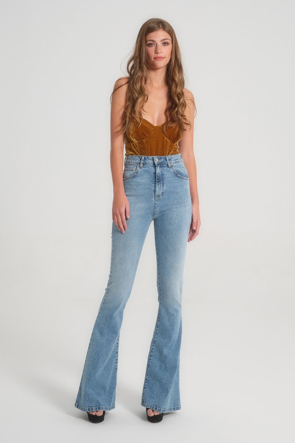 Flare Jeans Miley Super High Rise Sustainable Light Blue Stonewashed 